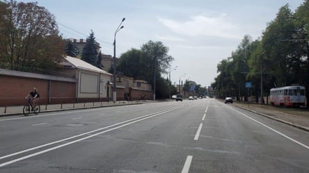 В Одессе на Люстдорфской дороге нанесли новую разметку: что изменилось - 285x160