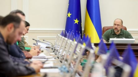 ЕС предоставит Украине 5 млрд евро помощи: куда направят деньги - 285x160