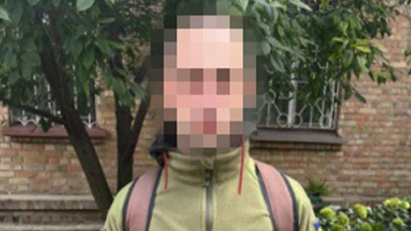 Російський агент намагався влаштуватися до полку "Азов": його затримала СБУ