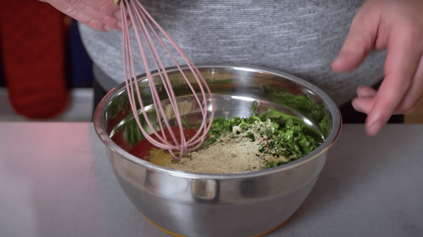 ароматна свинина по-грузинськи та сацебелі