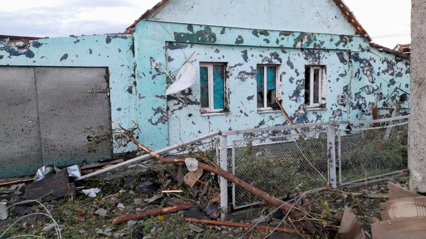 У Бурині на Сумщині через негоду є загиблі, зруйновано будинки