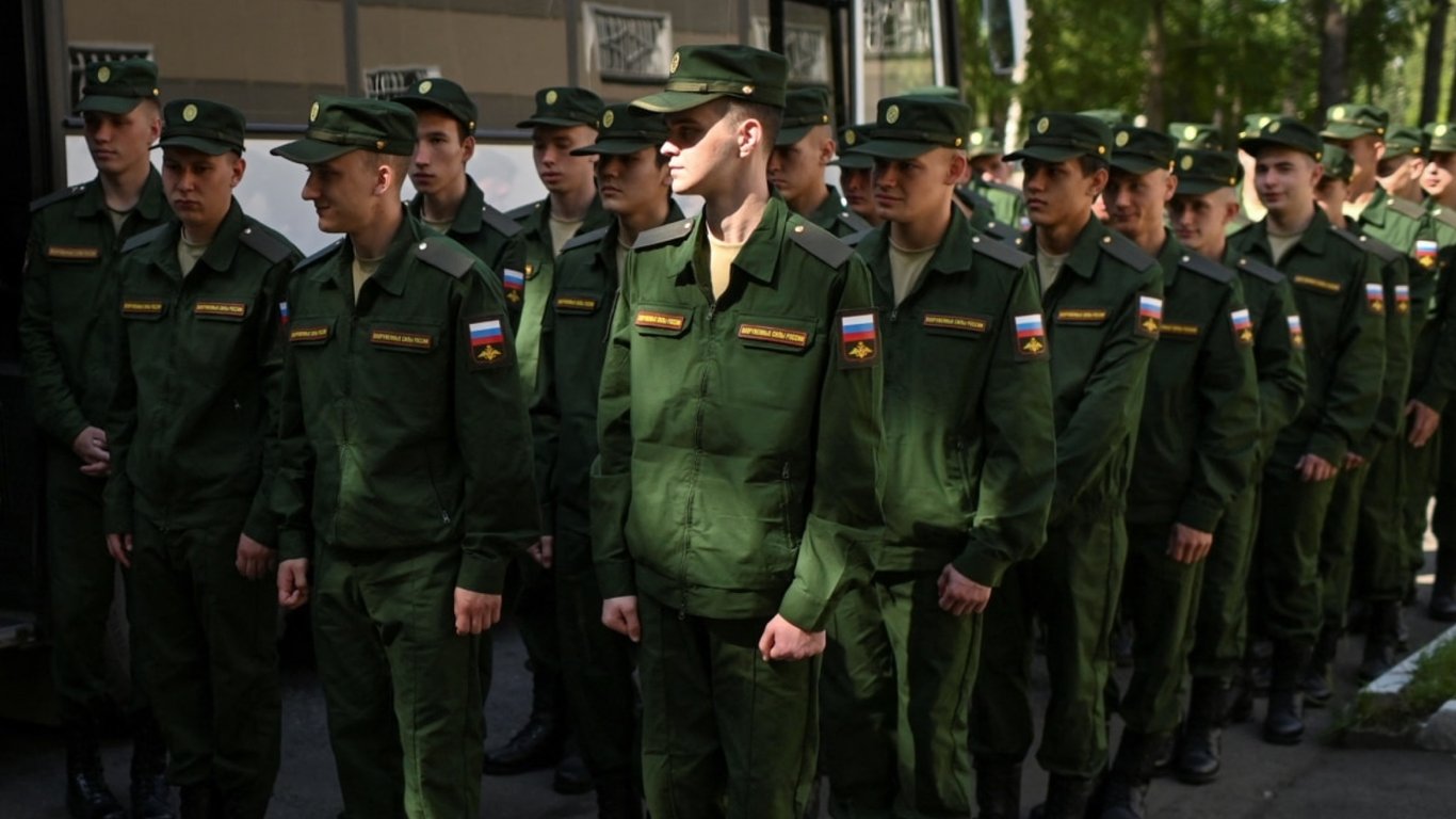 Москва мобилизует мужчин на войну против Украины