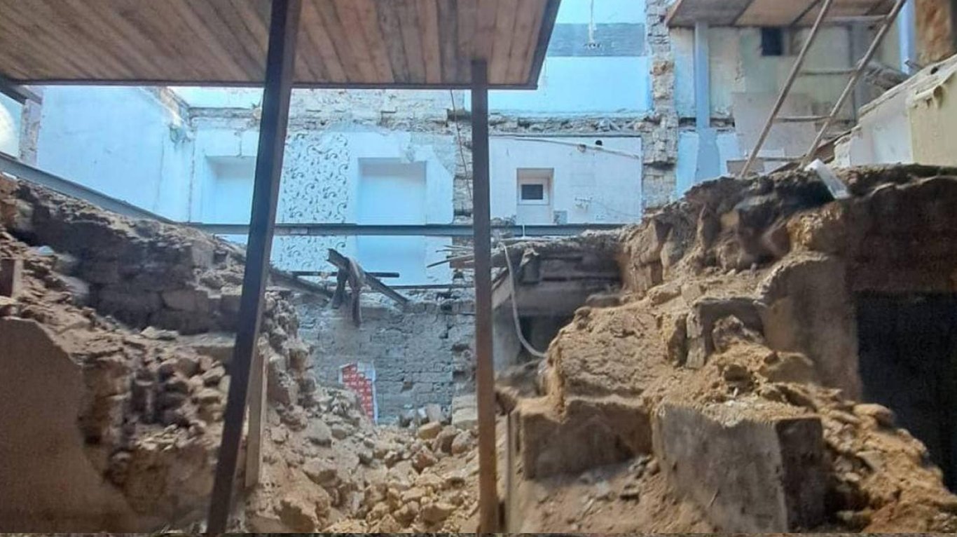 ЮНЕСКО не захистило — у центрі Одеси забудовник зруйнував частину будинку, фото - фото 1