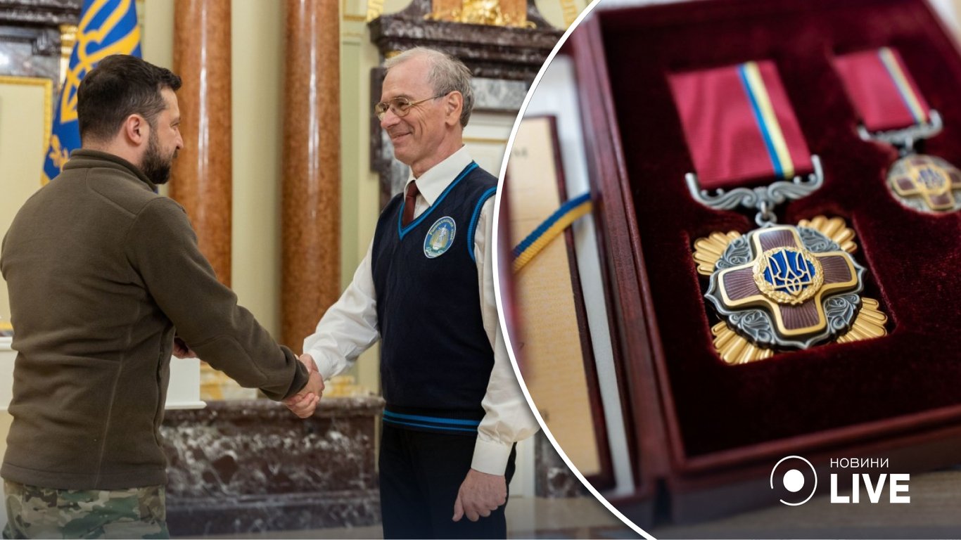 Знаменитый одесский учитель физики Павел Виктор получил награду от Владимира Зеленского