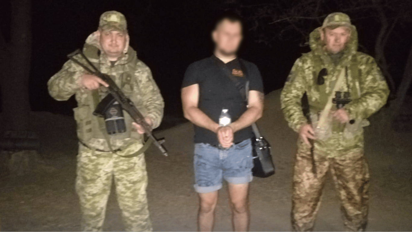 Не добіг 10 метрів: на кордоні Одещини та Молдови затримали ухилянта