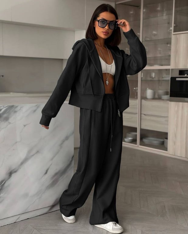 Stylish outfit ideas with a tracksuit