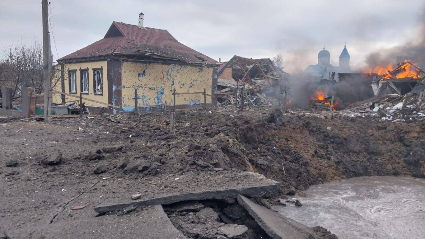 На Харківщині лунали вибухи — в ОВА розповіли, куди влучив ворог