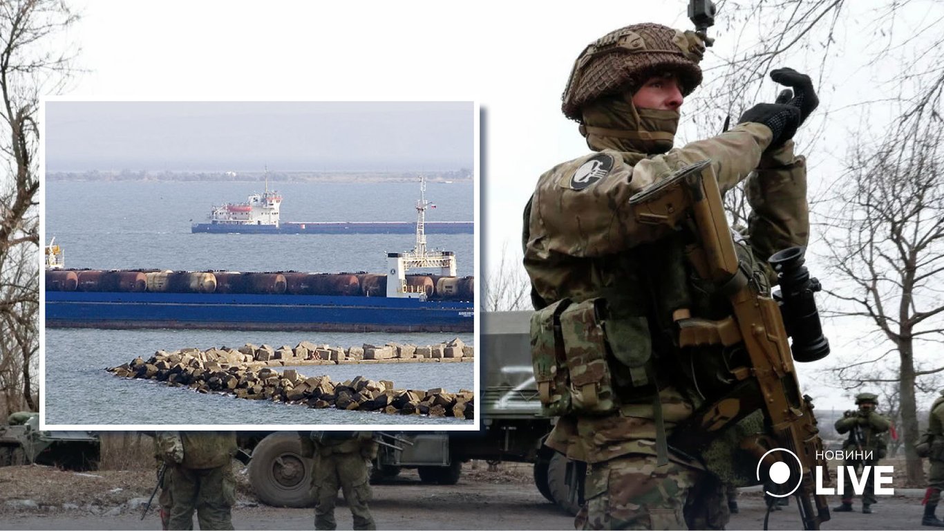 Оккупанты России перевозят военную технику переправой через Керченский пролив