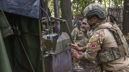 Сантехніки теж потрібні на фронті — скільки їм платитимуть в "Азові" - 285x160