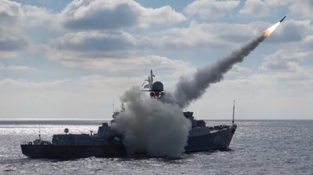 У Чорному морі чергує ракетоносій без "Калібрів" - 285x160