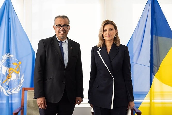 Олена Зеленська прибула на Генасамблею ООН в символічному костюмі від українського бренду - фото 1