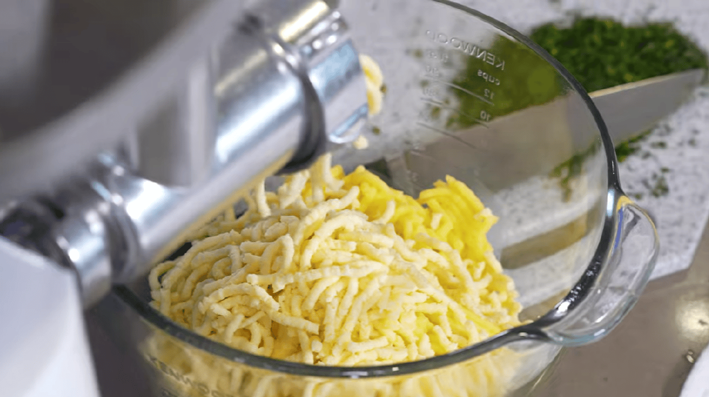 Картопляно-сирні пироги - простий рецепт