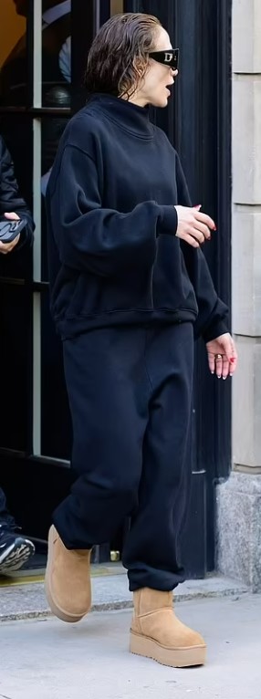 Джей Ло у повсякденному образі