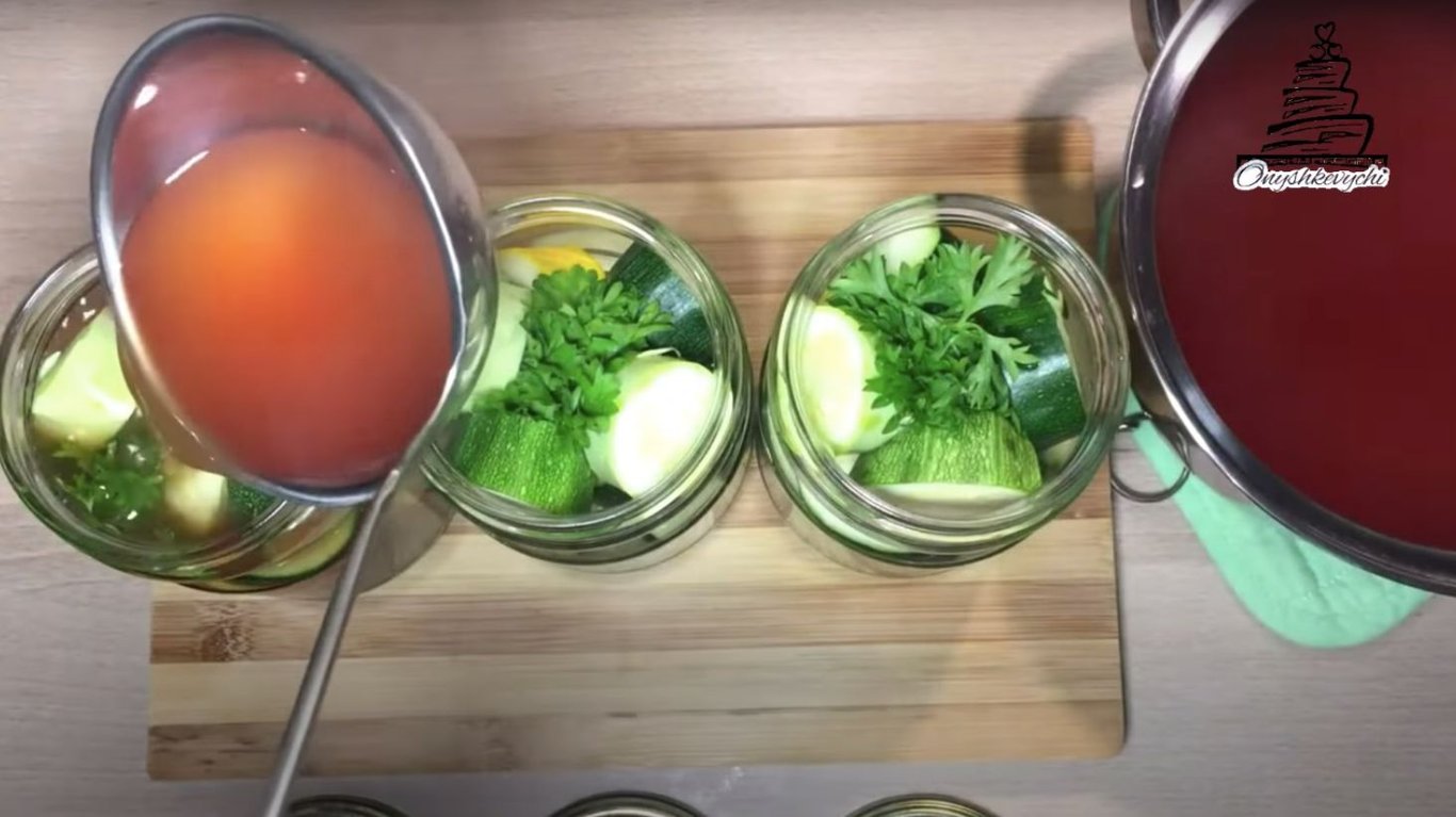 маринованные огурцы и кабачки простой рецепт