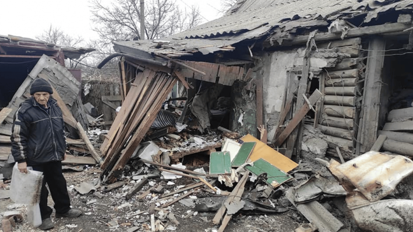 Обстріл Донецької області 6 грудня - фото руйнувань