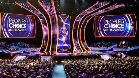 Триумф Меган Маркл и Селены Гомес: объявлены победители People's Choice Awards 2022 - 285x160