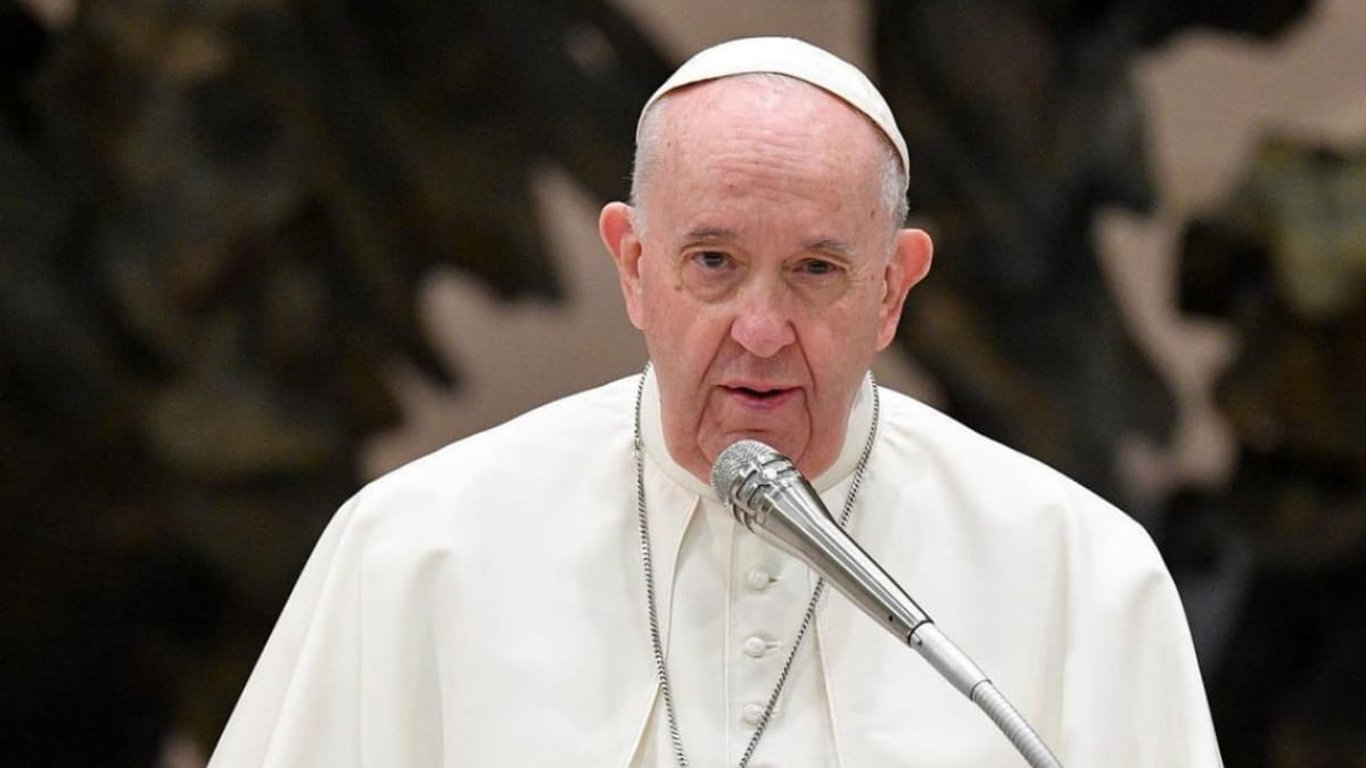 Папа Римский заплакал вспомнив страдания украинцев