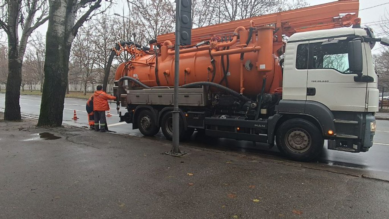 Де в Одесі ремонтують дороги 9 грудня