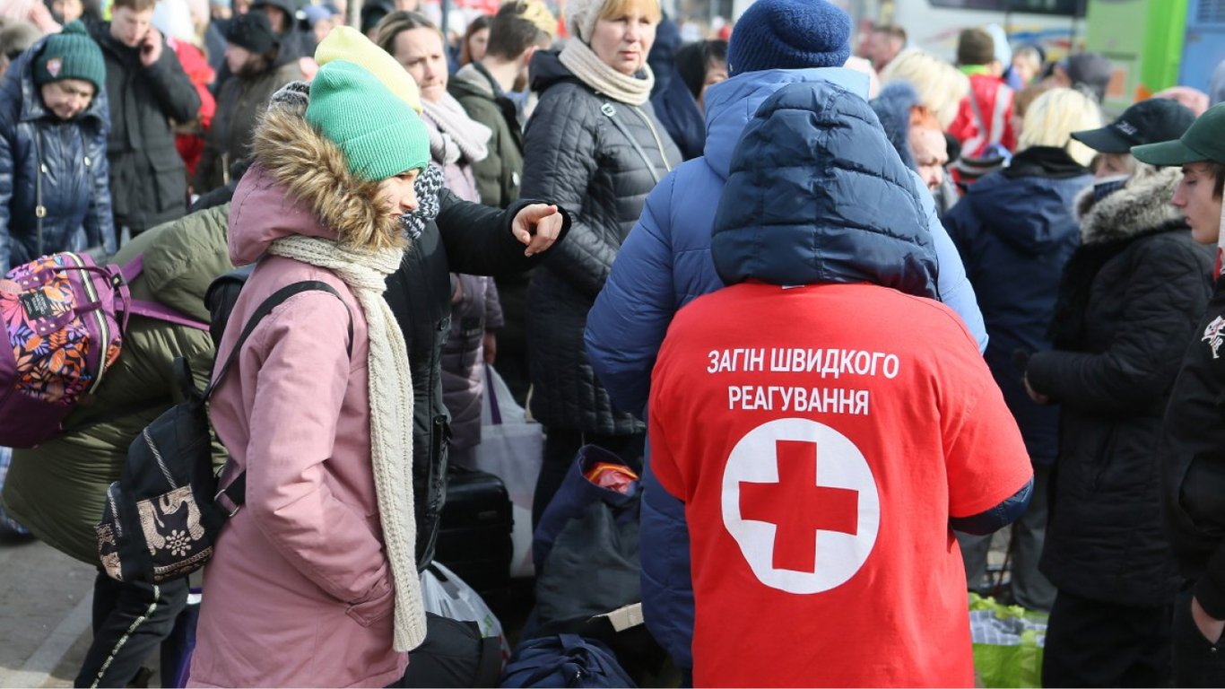 Беженцы в Латвии — власти продлили поддержку украинцев