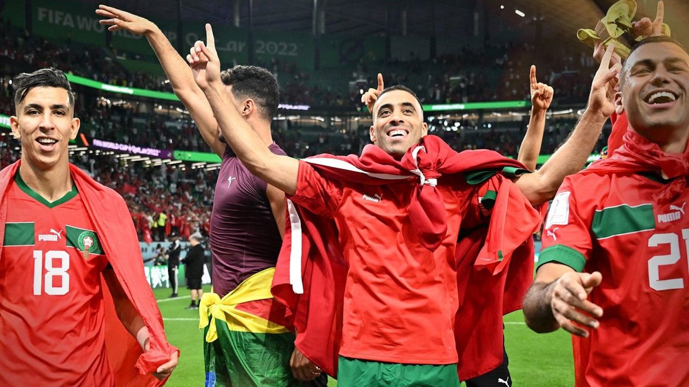 Марокко сенсационно выбивает Португалию