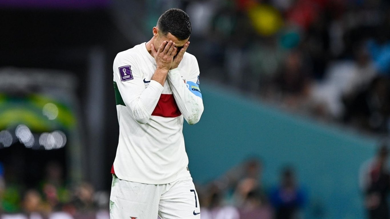 Роналду не смог сдержать слез после поражения на ЧМ-2022