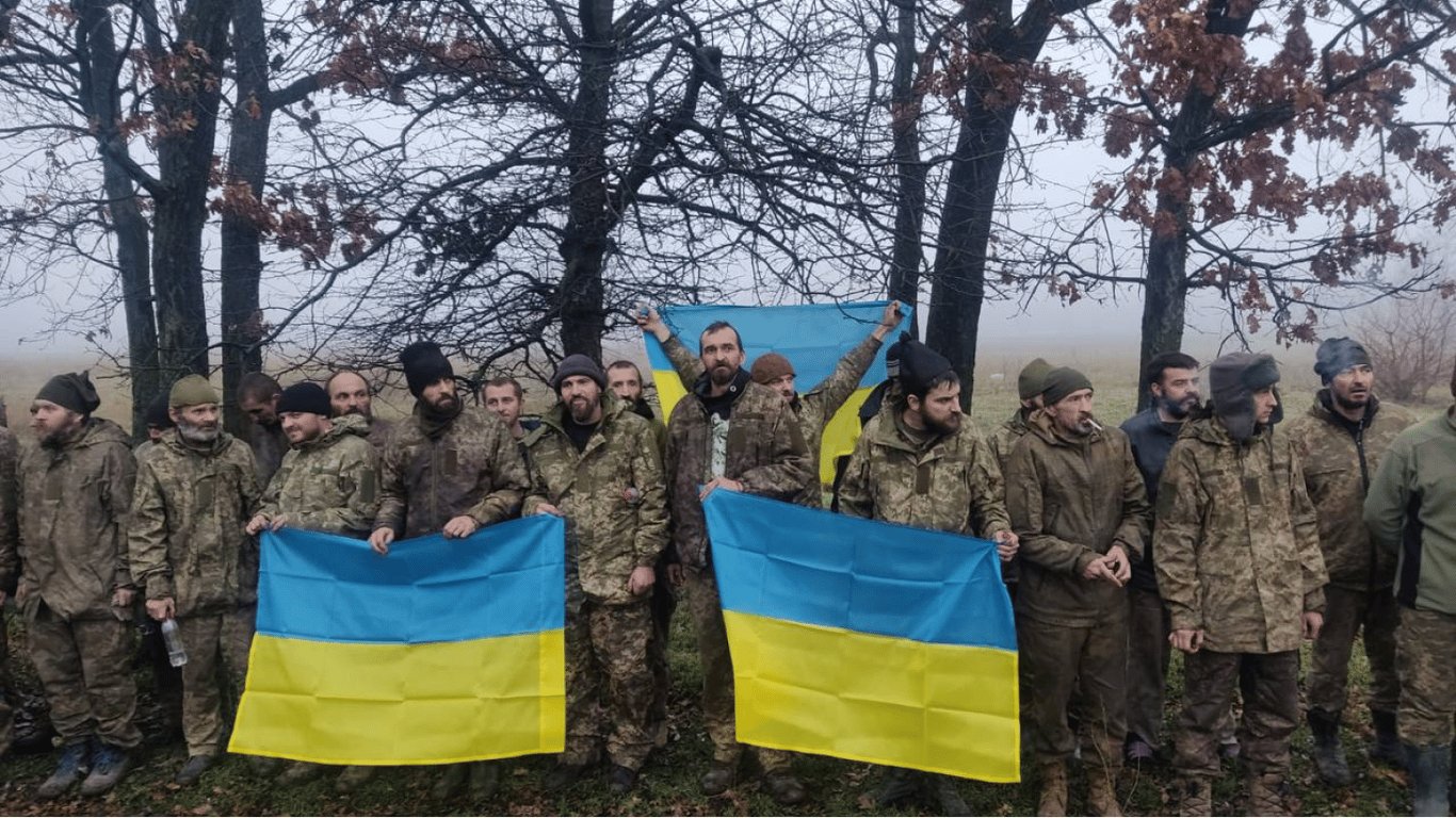 Украинские военные вернулись из российского плена