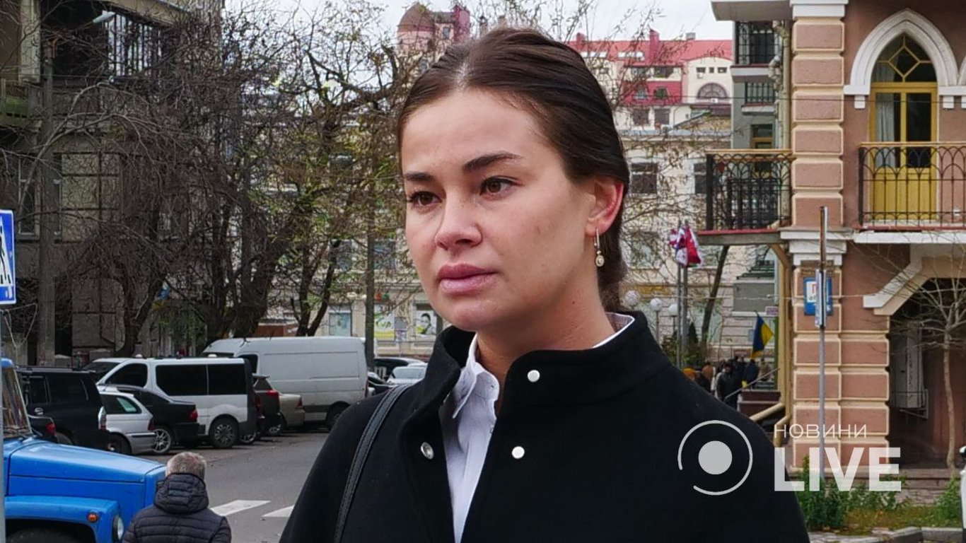 В Одесі затримали відому активістку, яка допомагає морякам