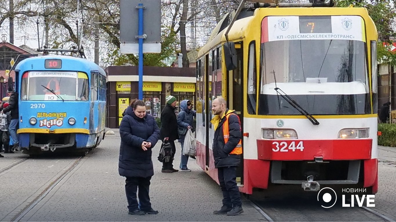 В Одесі зупинили рух електротранспорту