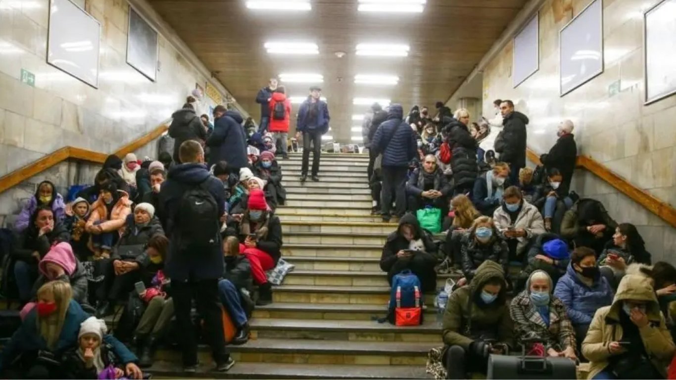 У Києві відновили рух метро — яким транспортом користувалися жителі міста