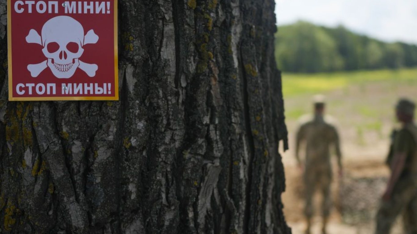 Підірвались на міні — на Харківщині загинуло двоє чоловіків