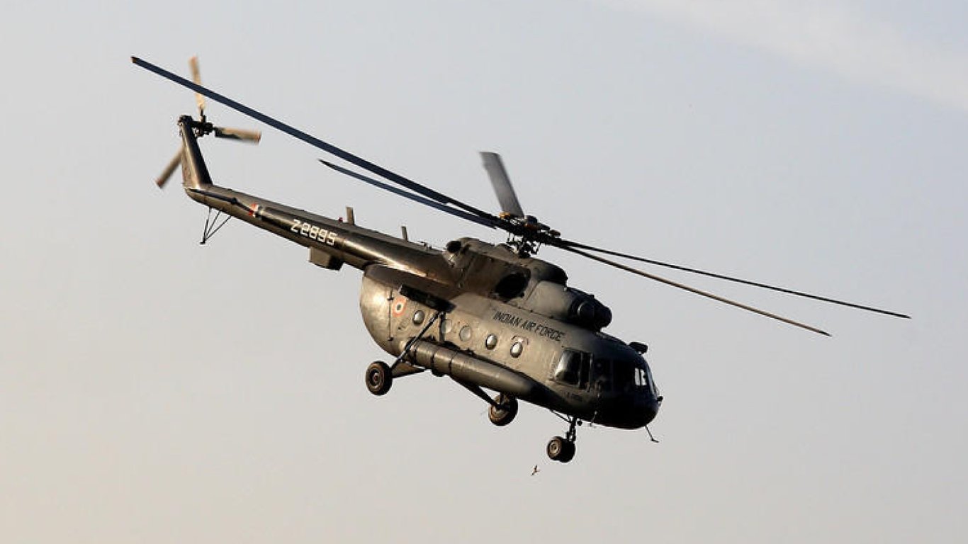 У росії розбився вертоліт — у мережі з'явилися фото