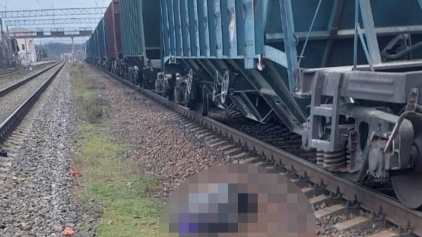 В Одесской области под колесами поезда погибла пожилая женщина