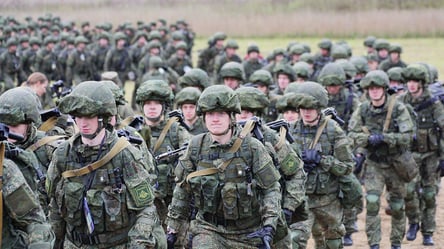 Андрющенко прокомментировал указ Путина об оккупированных территориях в военном округе РФ - 285x160