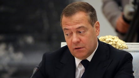 В Украине может появиться танковый завод: Медведев пообещал "салют" из "Калибров" - 285x160