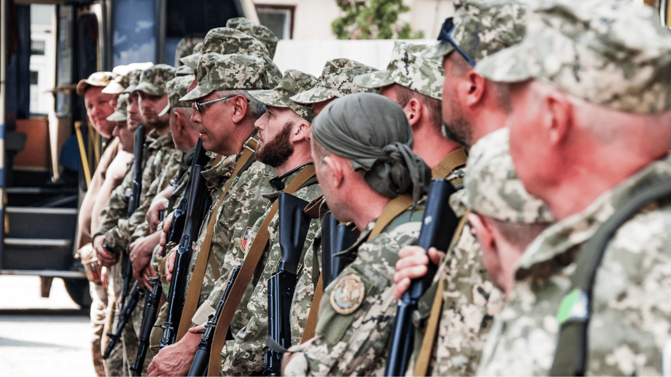 Мобілізація в Україні — коли мобілізований набуває статусу військовослужбовця