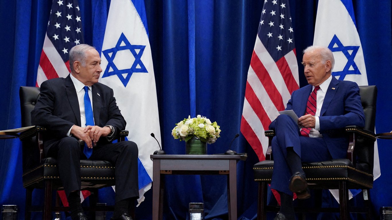 Как США поддерживает Израиль в войне против ХАМАСа