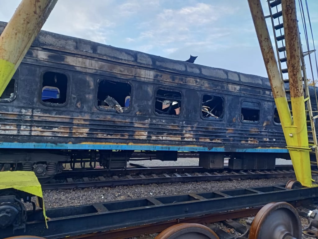 Укрзалізниця обстріли