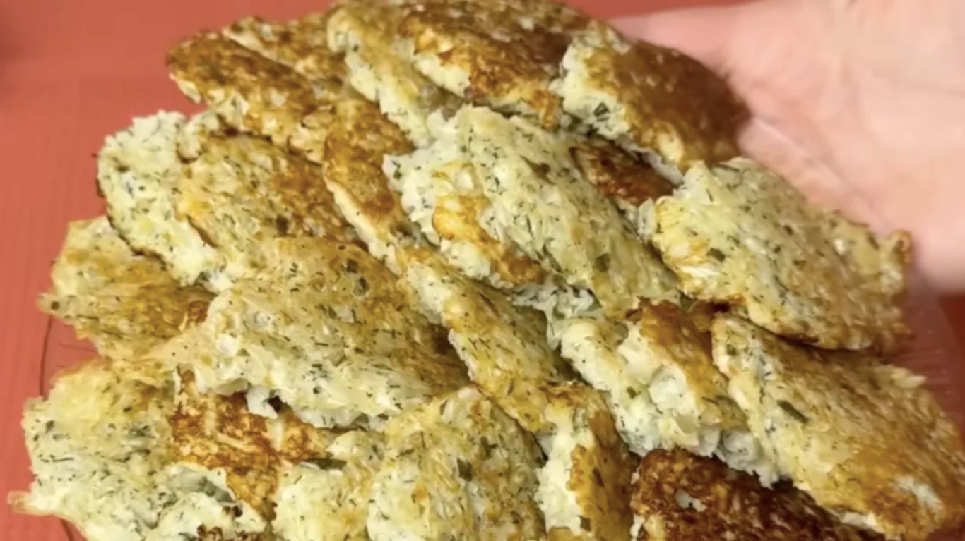 рецепт оладків з капустою на сніданок