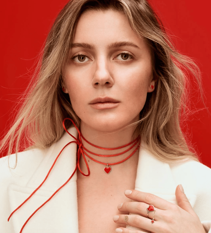 До Дня святого Валентина варто підібрати ніжні прикраси