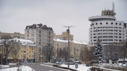 В Киеве остановили водо-, теплоснабжение и электротранспорт - 304x171