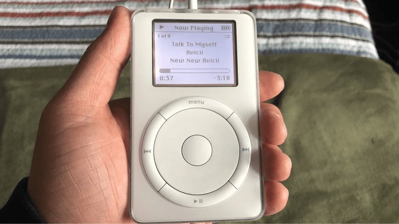 Новый рекорд стоимости: за сколько продали IPod 2001 года