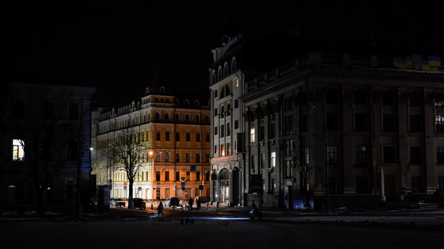 Как долго не будет света завтра — графики Укрэнерго - 290x166