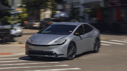 Toyota с наименьшим расходом топлива в 2026 году - 285x160