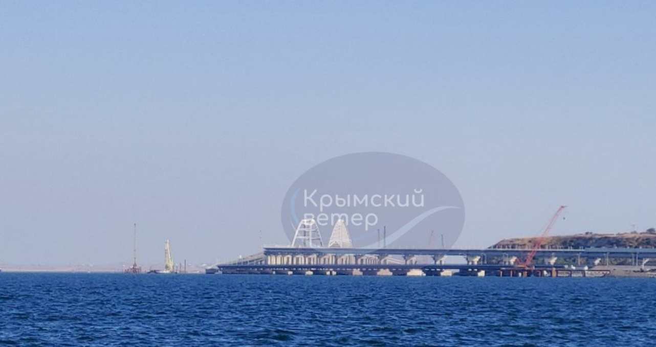 Росіяни будують ще один міст у Криму
