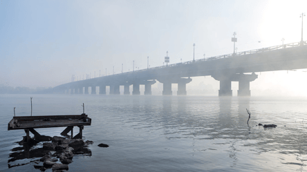 В Киеве перекрыли один из центральных мостов, — СМИ - 285x160