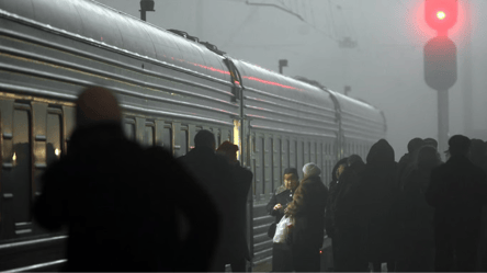 Пасажирів УЗ попередили про затримки поїздів у деяких регіонах - 285x160