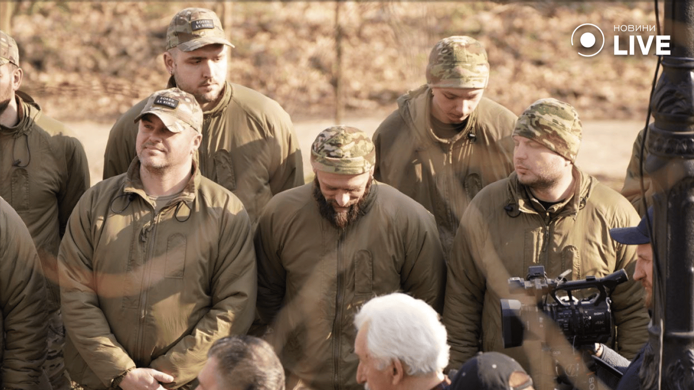 У Києві вшанували Героя України Дмитра Коцюбайла Да Вінчі