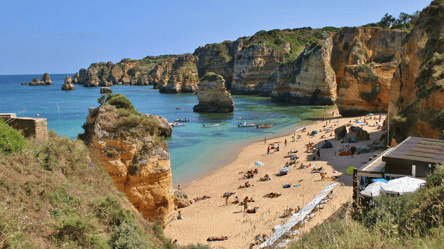 Не Албанія — країна в Європі, де можна недорого відпочити восени - 285x160