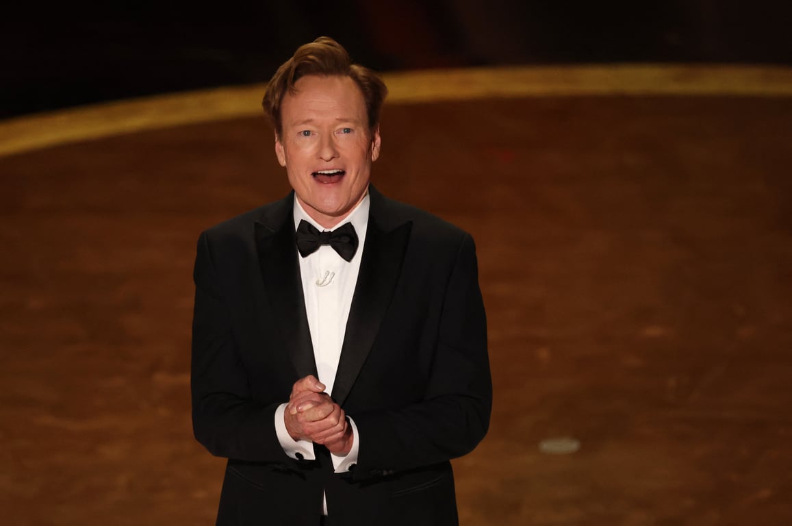 Ведучий Конон О'Браєн - фото