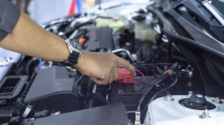 Як врятувати автомобільний акумулятор під час аномальної спеки - 285x160